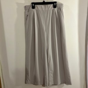 Athleta Brooklyn wide leg crop pant